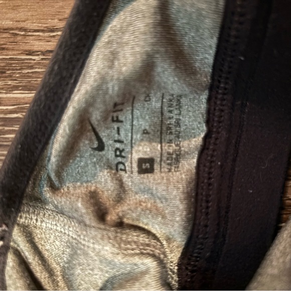 Nike Sports Bras! - Picture 4 of 5